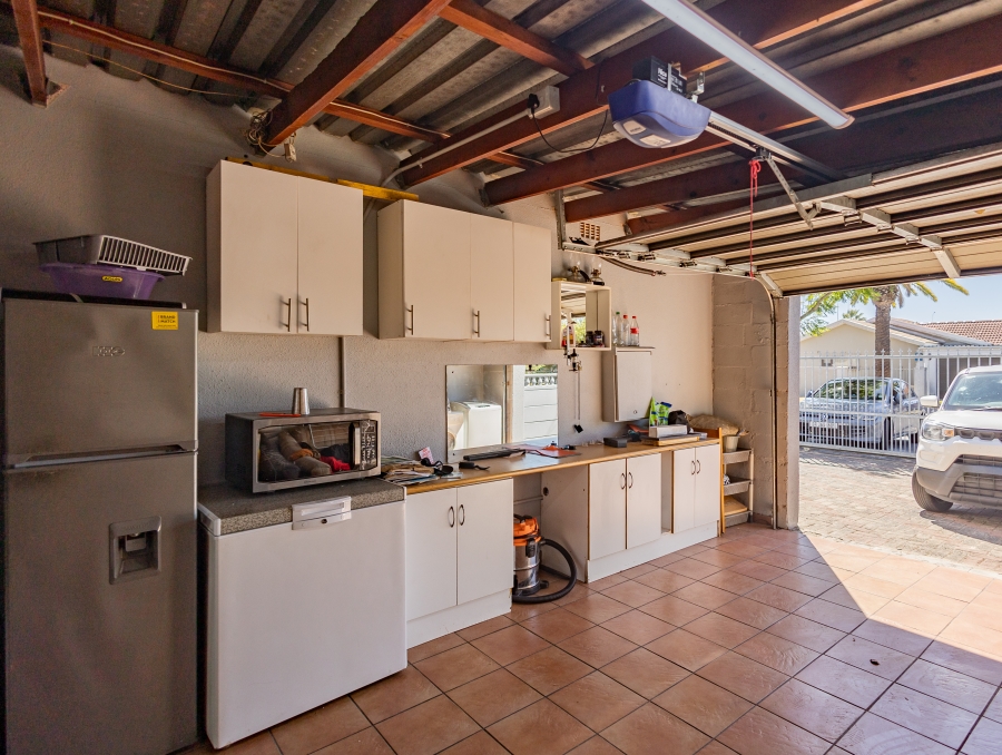 3 Bedroom Property for Sale in Mabille Park Western Cape